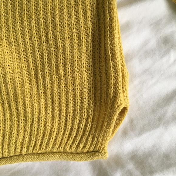 Wild Fable cotton blend cropped sweater. Size M. - Picture 5 of 9